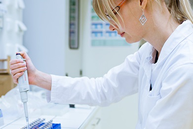 13,14-дигидро-15-кето-простагландин-F2α (не для использования в медицинских целях)